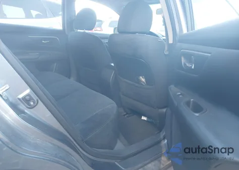 2015 Nissan Altima 2.5 S из США, поврежденный, VIN 1N4AL3AP2FC497333